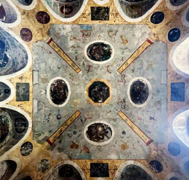 17-The-Diana-Antechamber